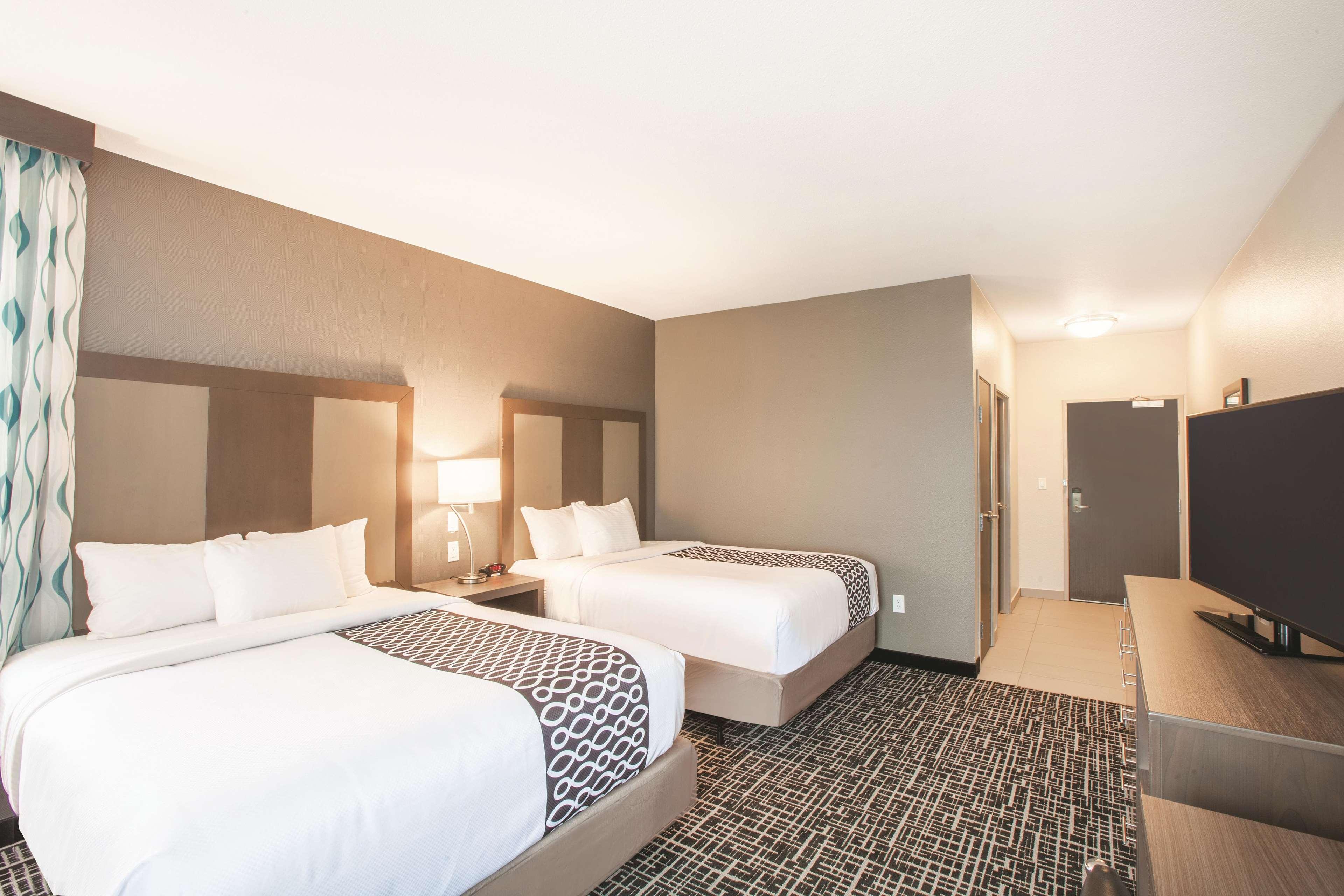 La Quinta By Wyndham Outlet Mall 3*