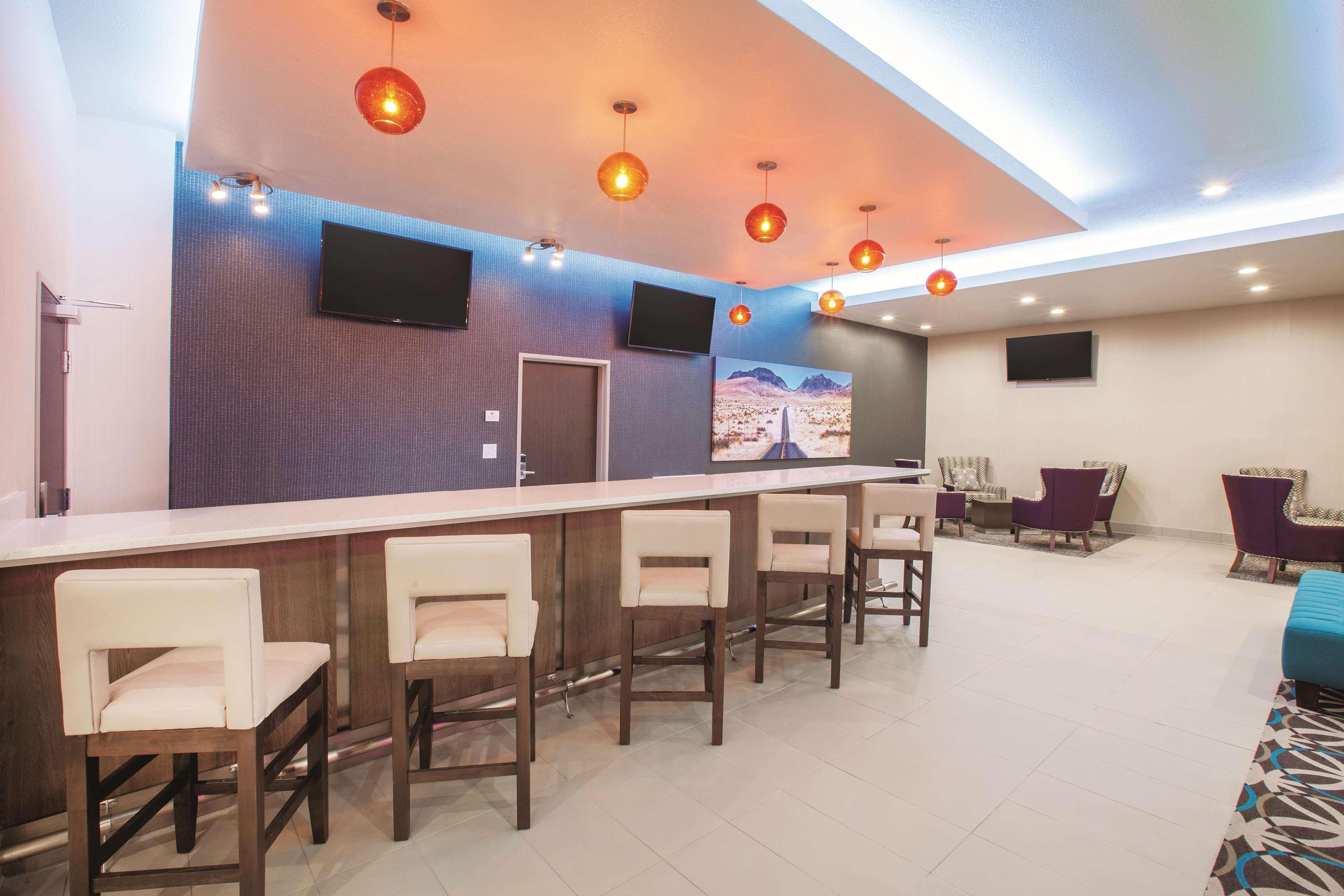 Hotel La Quinta By Wyndham Outlet Mall 3*